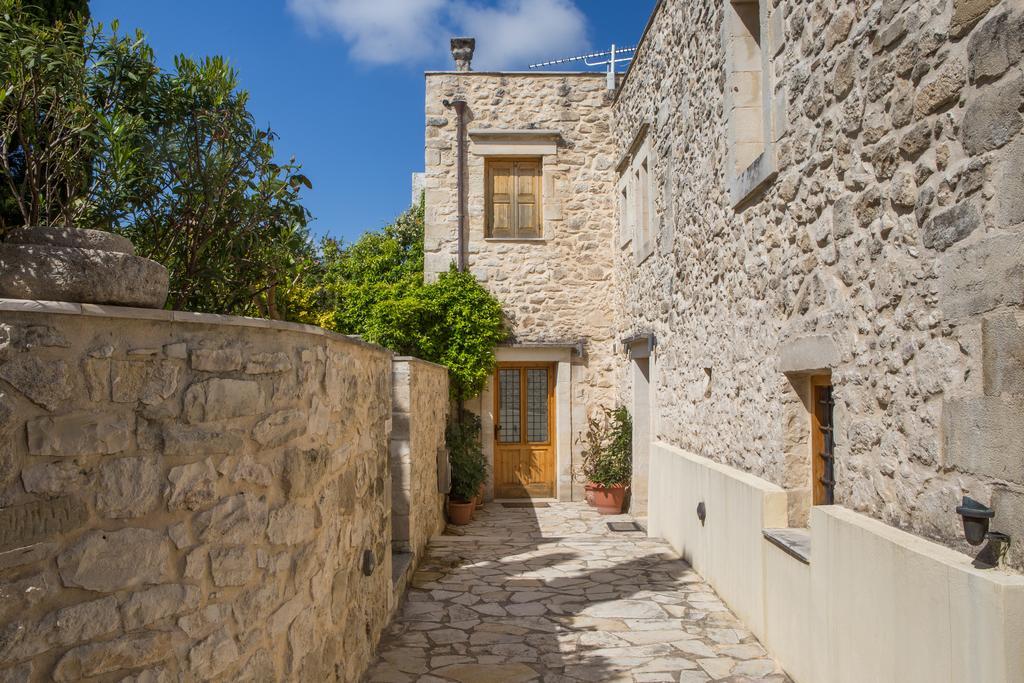 Arcus Suites Aryiroúpolis Exteriér fotografie