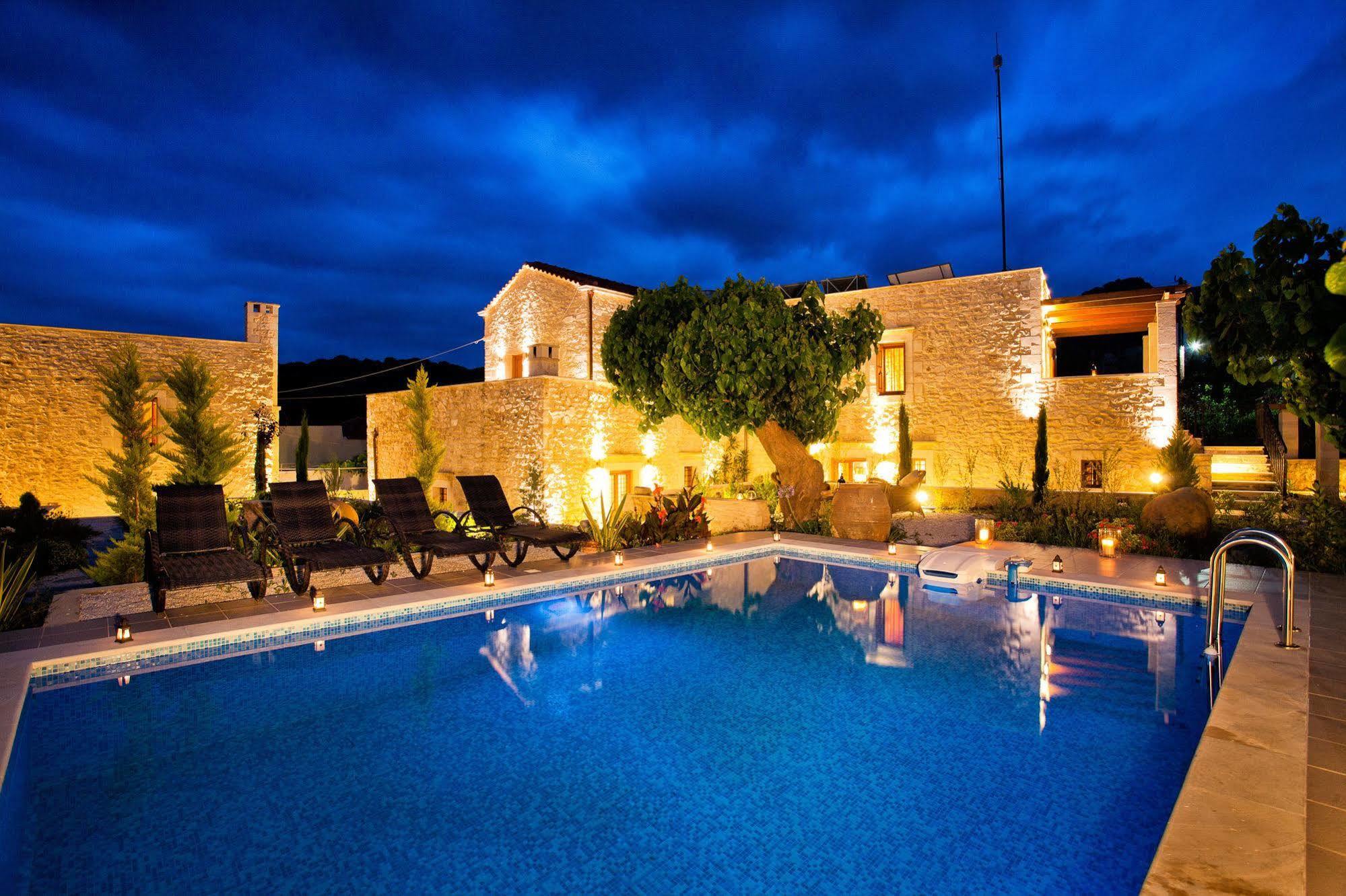 Arcus Suites Aryiroúpolis Exteriér fotografie