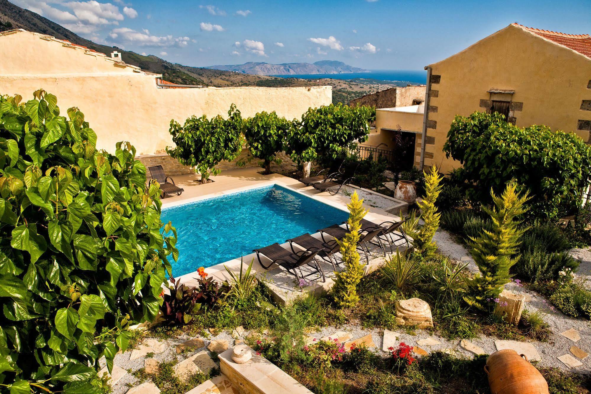 Arcus Suites Aryiroúpolis Exteriér fotografie