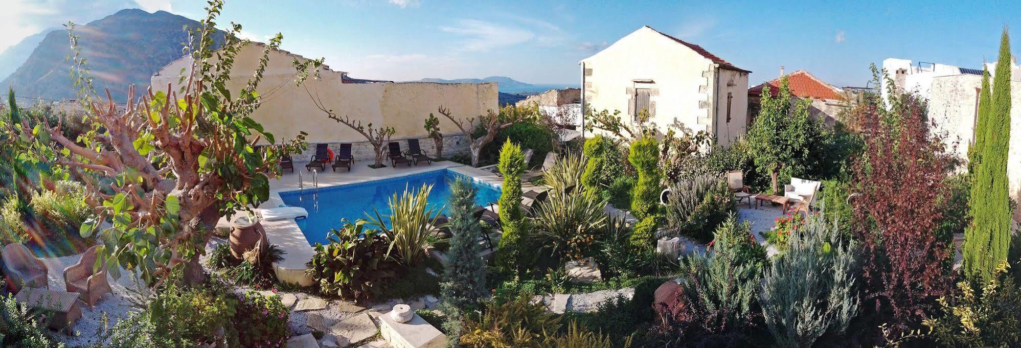Arcus Suites Aryiroúpolis Exteriér fotografie