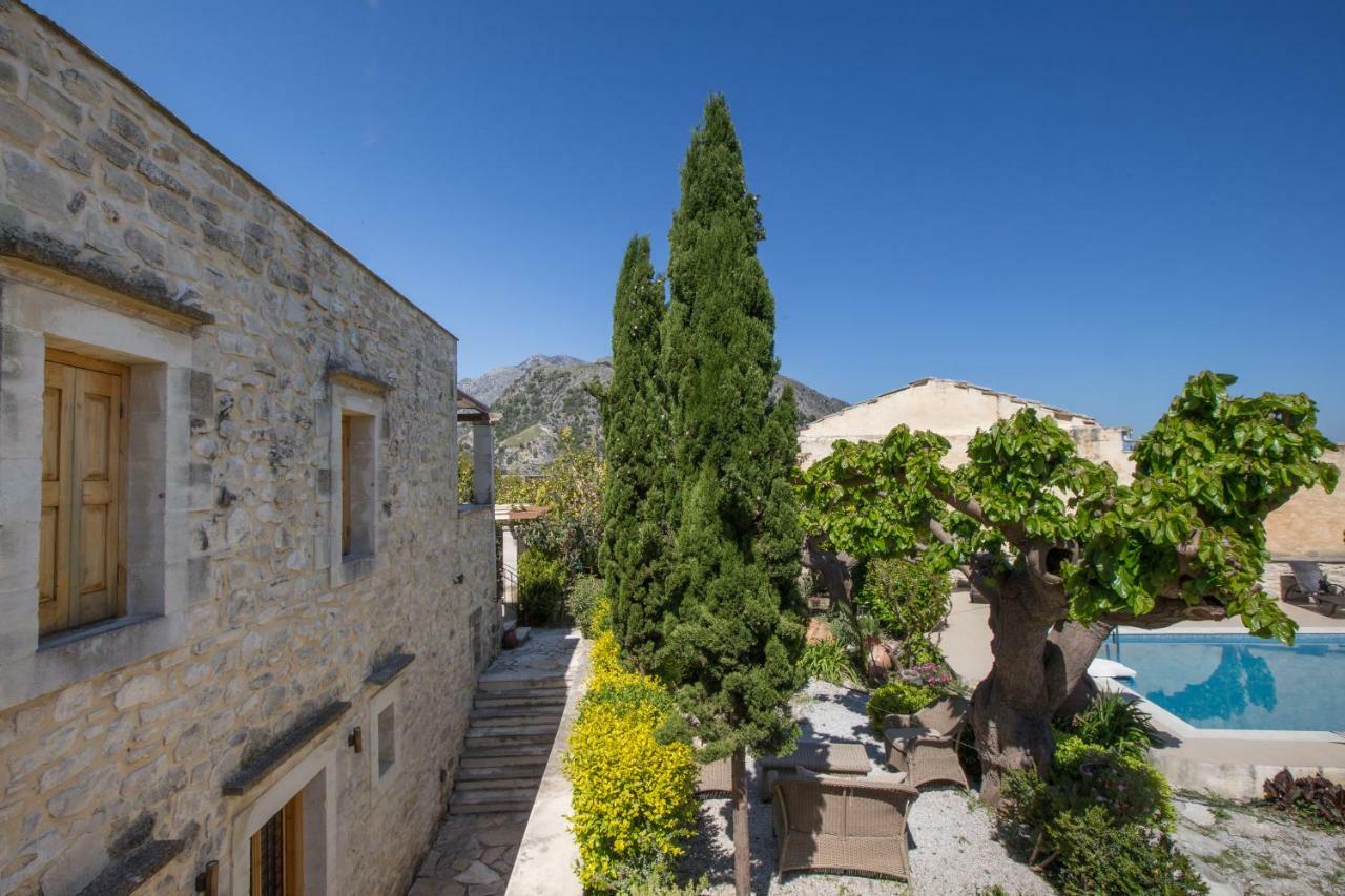 Arcus Suites Aryiroúpolis Exteriér fotografie